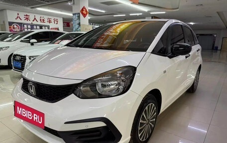Honda Fit, 2023 год, 1 214 017 рублей, 3 фотография