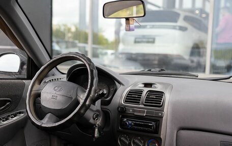 Hyundai Accent II, 2004 год, 370 000 рублей, 10 фотография