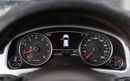 Volkswagen Touareg III, 2011 год, 1 850 000 рублей, 13 фотография