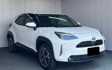 Toyota Yaris Cross, 2022 год, 1 452 000 рублей, 5 фотография