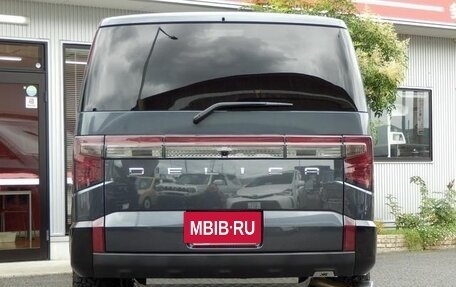 Mitsubishi Delica D:5 I, 2022 год, 2 590 099 рублей, 6 фотография