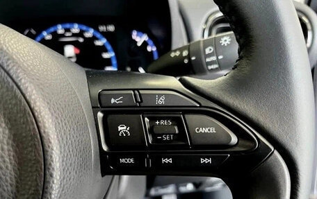 Toyota Yaris Cross, 2022 год, 1 452 000 рублей, 9 фотография