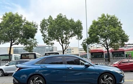 Hyundai Elantra, 2023 год, 1 760 000 рублей, 4 фотография