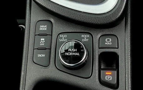 Toyota Yaris Cross, 2022 год, 1 452 000 рублей, 15 фотография