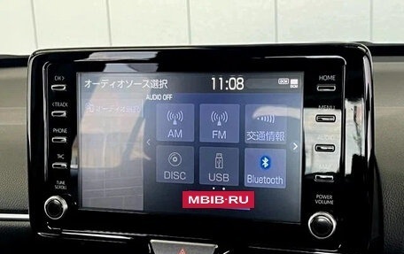 Toyota Yaris Cross, 2022 год, 1 452 000 рублей, 10 фотография