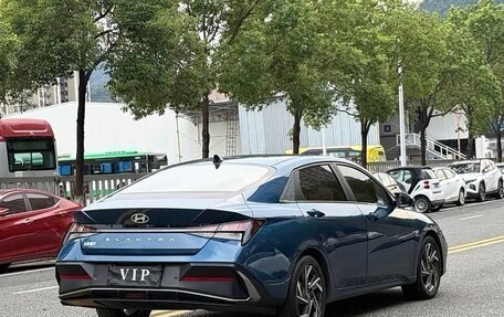 Hyundai Elantra, 2023 год, 1 760 000 рублей, 8 фотография