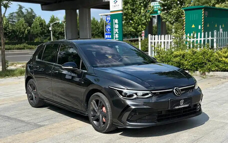 Volkswagen Golf VIII, 2023 год, 1 570 888 рублей, 3 фотография