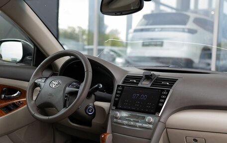 Toyota Camry, 2007 год, 1 050 000 рублей, 10 фотография