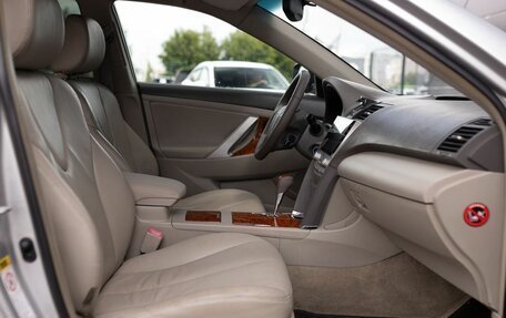 Toyota Camry, 2007 год, 1 050 000 рублей, 20 фотография