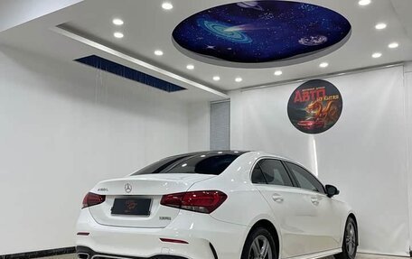 Mercedes-Benz A-Класс, 2023 год, 1 995 000 рублей, 7 фотография