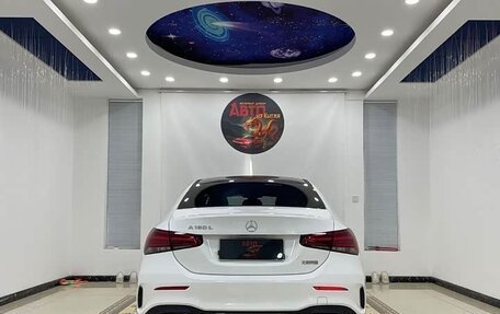 Mercedes-Benz A-Класс, 2023 год, 1 995 000 рублей, 11 фотография