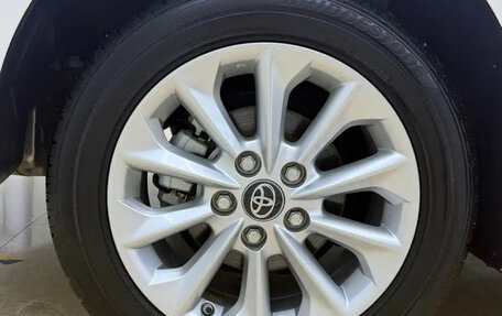 Toyota Corolla, 2023 год, 1 590 000 рублей, 13 фотография