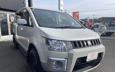 Mitsubishi Delica D:5 I, 2015 год, 2 500 000 рублей, 1 фотография