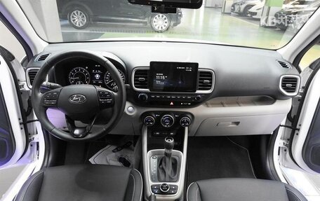 Hyundai Venue I, 2022 год, 1 558 020 рублей, 16 фотография