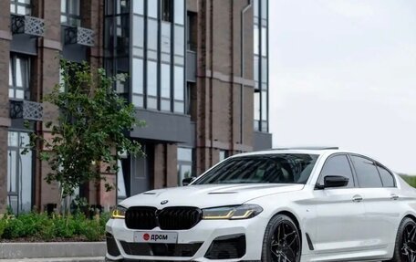 BMW 5 серия, 2017 год, 2 900 000 рублей, 4 фотография