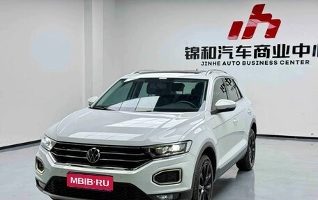 Volkswagen T-Roc I, 2022 год, 1 578 017 рублей, 1 фотография