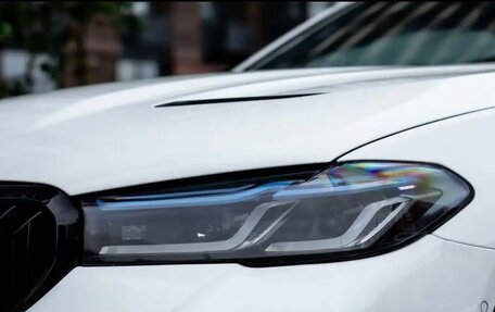 BMW 5 серия, 2017 год, 2 900 000 рублей, 14 фотография