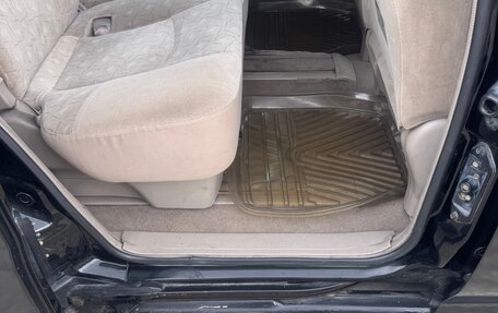 Nissan Liberty, 2004 год, 650 000 рублей, 8 фотография