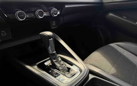 Honda Vezel, 2023 год, 1 887 000 рублей, 13 фотография