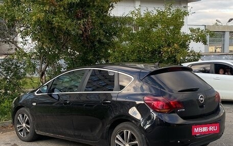 Opel Astra J, 2010 год, 450 000 рублей, 4 фотография