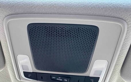 Honda Vezel, 2023 год, 1 887 000 рублей, 14 фотография