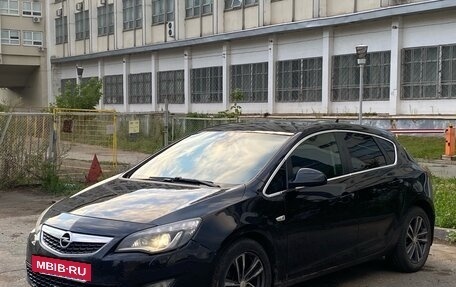 Opel Astra J, 2010 год, 450 000 рублей, 3 фотография
