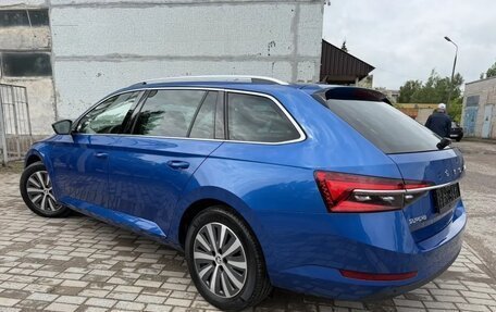 Skoda Superb III рестайлинг, 2023 год, 2 592 000 рублей, 4 фотография