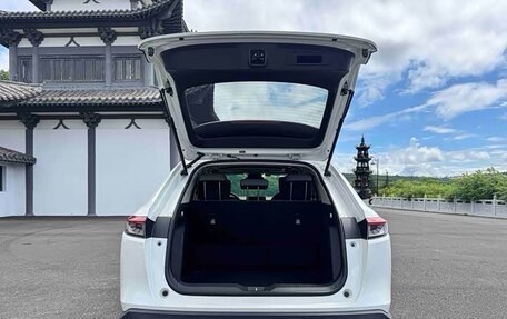 Honda Vezel, 2023 год, 1 887 000 рублей, 20 фотография