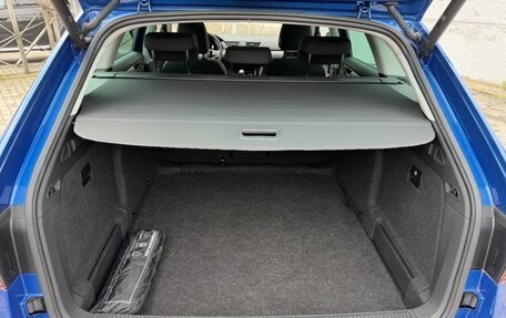 Skoda Superb III рестайлинг, 2023 год, 2 592 000 рублей, 15 фотография