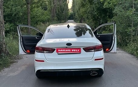 KIA Optima IV, 2019 год, 1 850 000 рублей, 2 фотография
