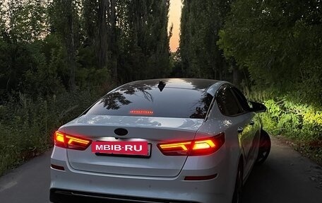 KIA Optima IV, 2019 год, 1 850 000 рублей, 12 фотография