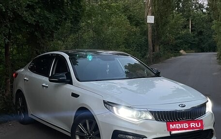 KIA Optima IV, 2019 год, 1 850 000 рублей, 9 фотография