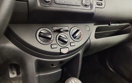 Nissan Note II рестайлинг, 2011 год, 670 000 рублей, 20 фотография
