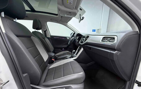 Volkswagen T-Roc I, 2022 год, 1 578 017 рублей, 14 фотография