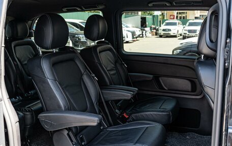 Mercedes-Benz V-Класс, 2019 год, 4 749 000 рублей, 7 фотография