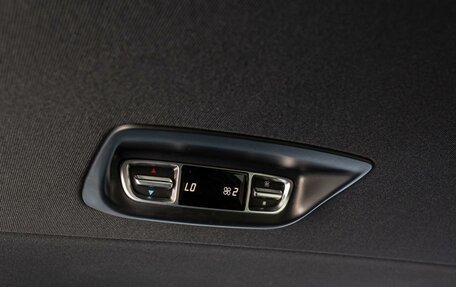 Mercedes-Benz V-Класс, 2019 год, 4 749 000 рублей, 23 фотография