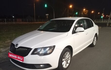 Skoda Superb III рестайлинг, 2014 год, 890 000 рублей, 9 фотография