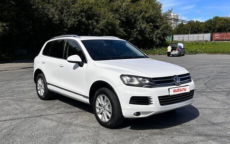 Volkswagen Touareg III, 2013 год, 1 765 000 рублей, 2 фотография