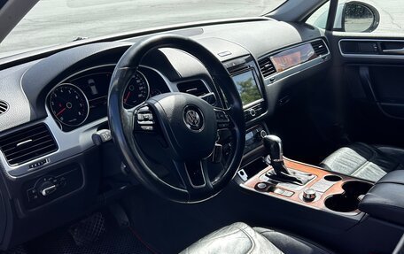 Volkswagen Touareg III, 2013 год, 1 765 000 рублей, 10 фотография