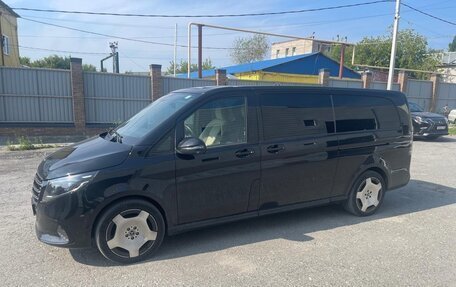 Mercedes-Benz V-Класс, 2025 год, 14 700 000 рублей, 4 фотография