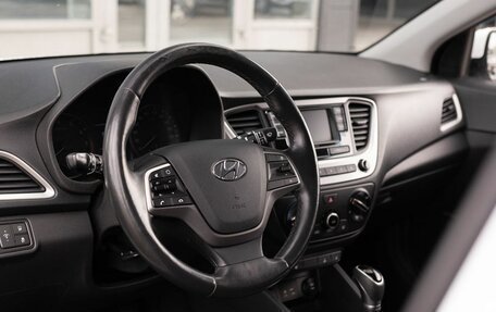 Hyundai Solaris II рестайлинг, 2018 год, 1 100 000 рублей, 11 фотография