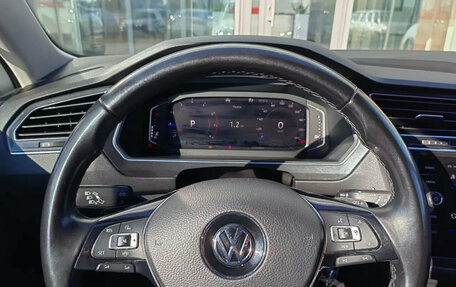 Volkswagen Tiguan II, 2020 год, 2 650 000 рублей, 7 фотография