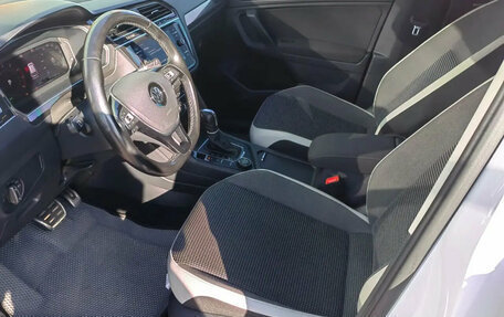 Volkswagen Tiguan II, 2020 год, 2 650 000 рублей, 10 фотография