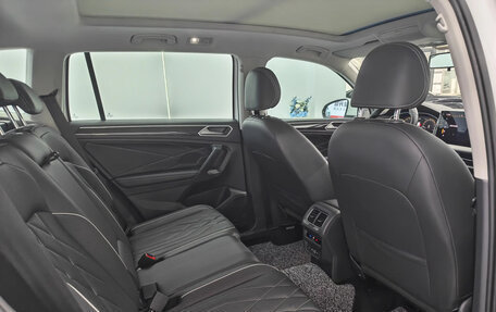 Volkswagen Tiguan II, 2023 год, 2 550 007 рублей, 11 фотография