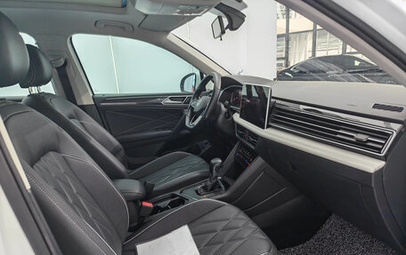 Volkswagen Tiguan II, 2023 год, 2 550 007 рублей, 13 фотография