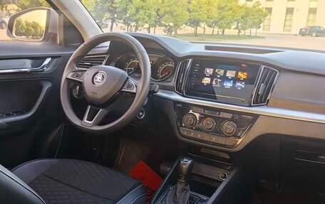 Skoda Kamiq I, 2020 год, 1 350 000 рублей, 8 фотография