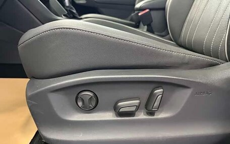 Volkswagen Tiguan II, 2023 год, 2 600 000 рублей, 17 фотография