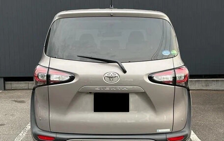 Toyota Sienta II, 2021 год, 1 199 000 рублей, 4 фотография
