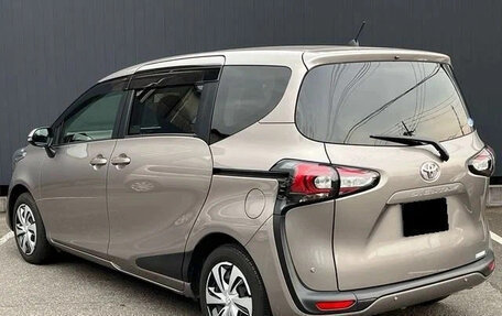 Toyota Sienta II, 2021 год, 1 199 000 рублей, 3 фотография