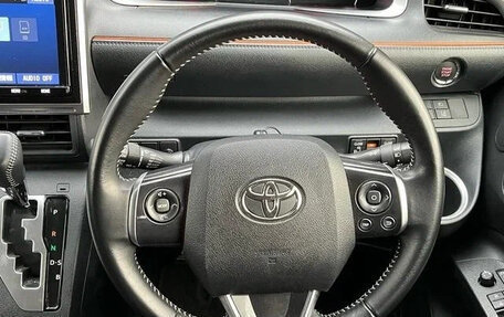 Toyota Sienta II, 2021 год, 1 199 000 рублей, 11 фотография